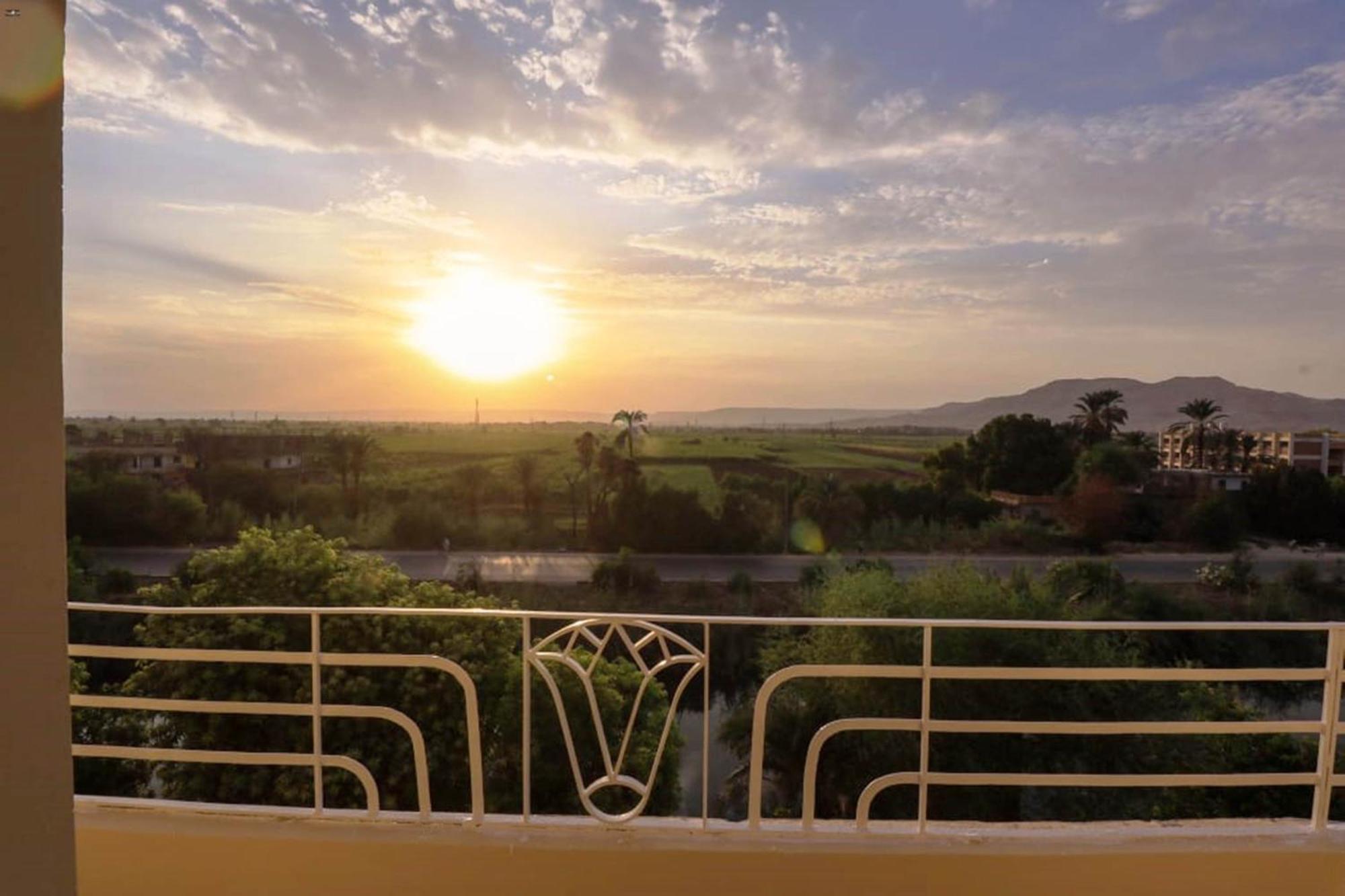 Luxor View Hostel Dış mekan fotoğraf