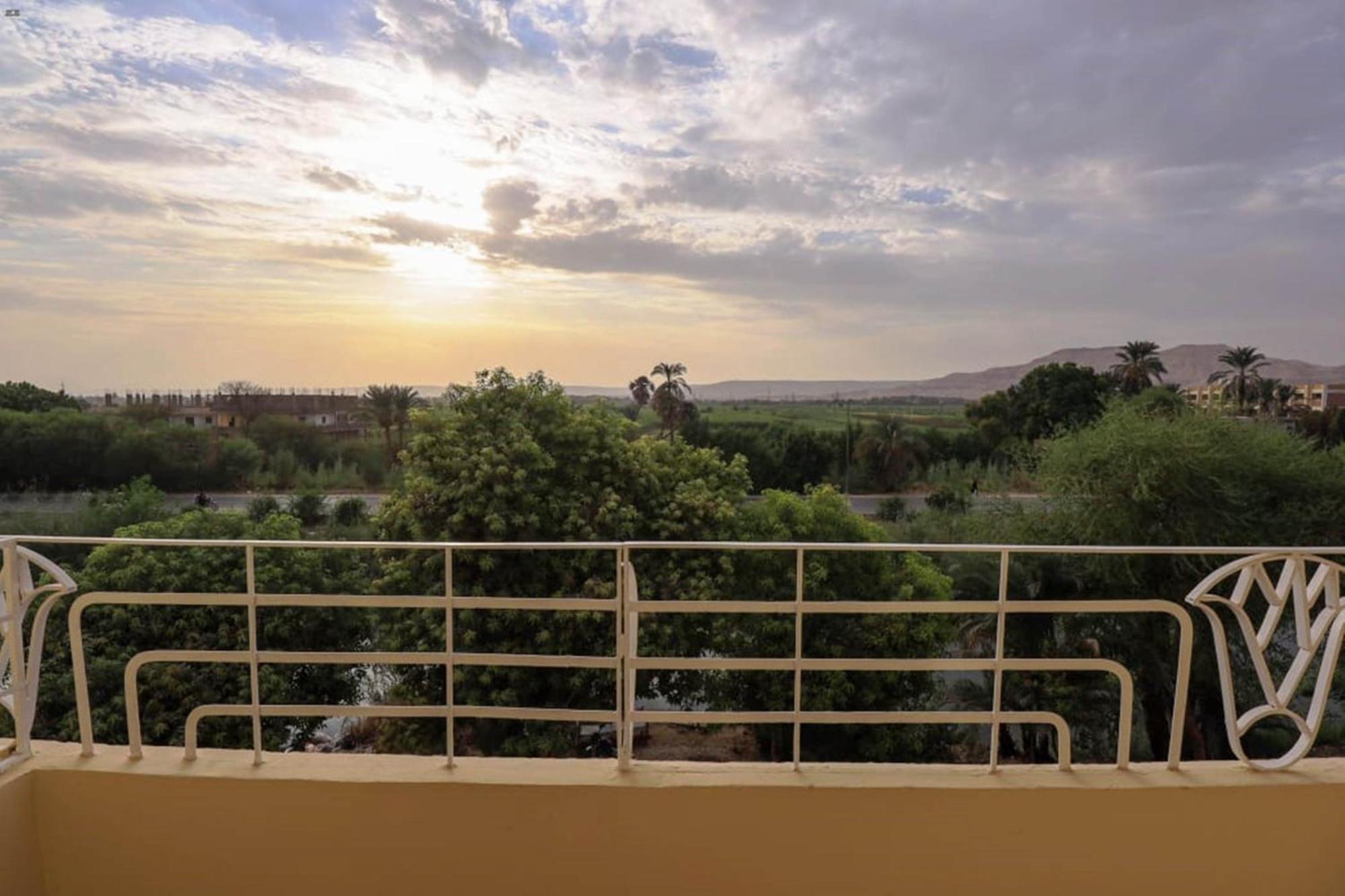Luxor View Hostel Dış mekan fotoğraf