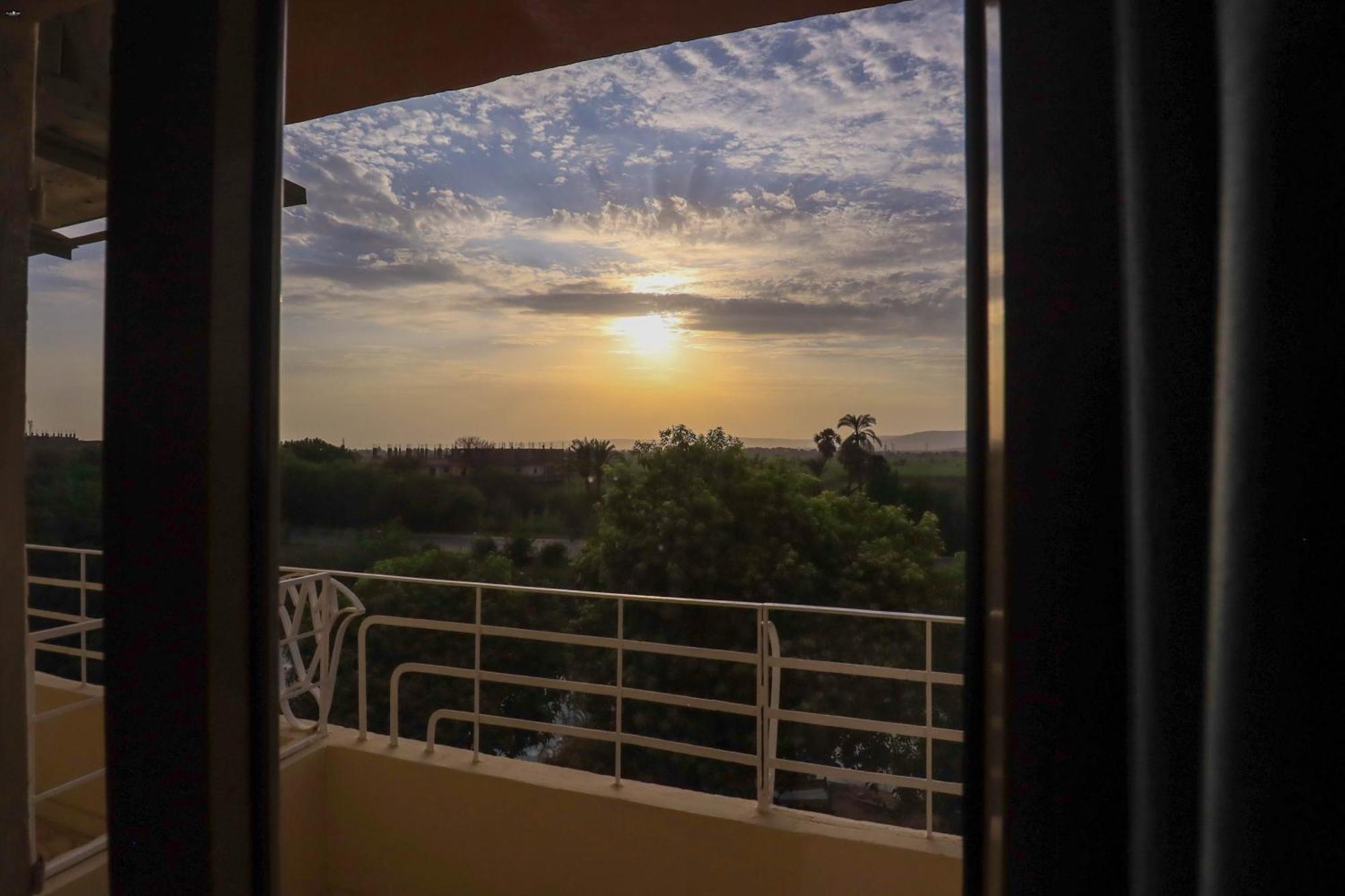 Luxor View Hostel Dış mekan fotoğraf